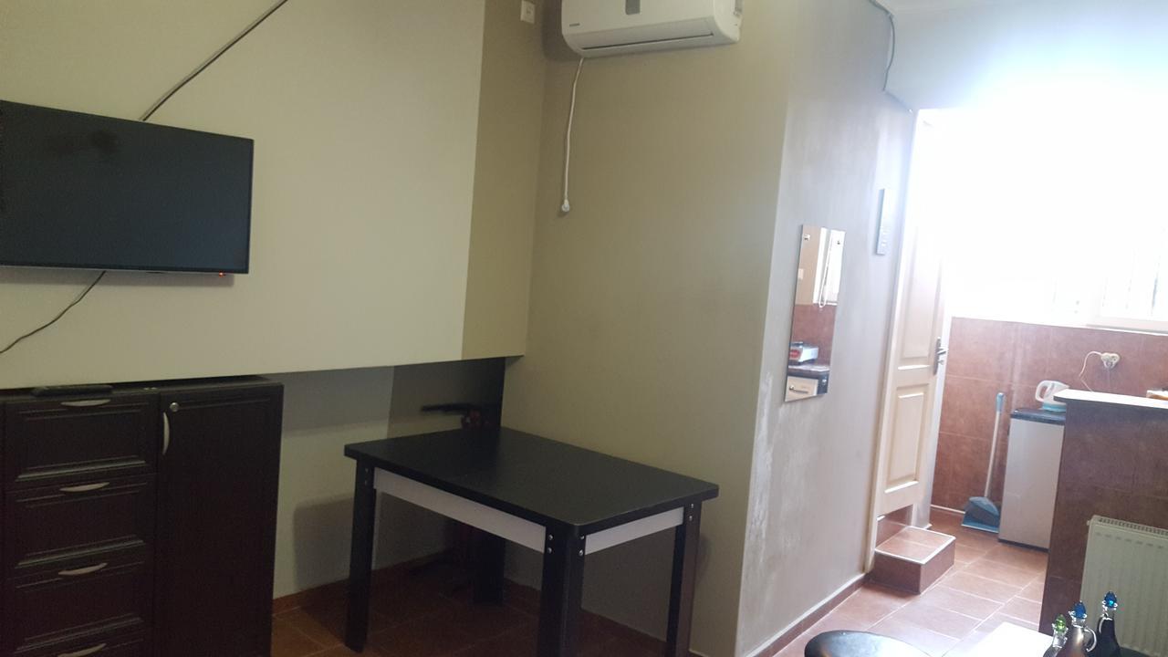 Ferienwohnung Vazi Tbilisi Exterior foto